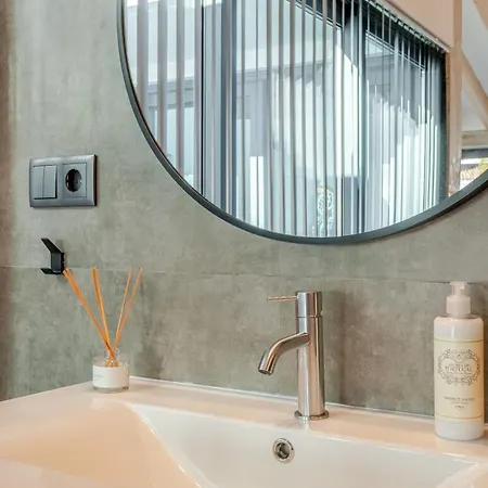 The Warehouse - Industrial Loft Holiday home Faro