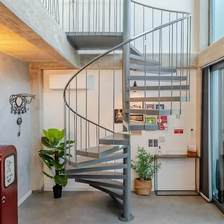 The Warehouse - Industrial Loft Дом отдыха