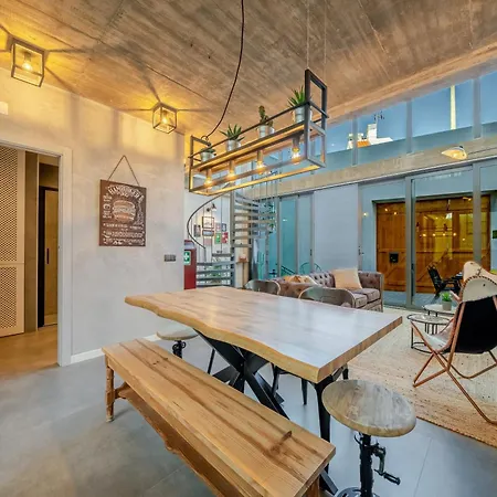 The Warehouse - Industrial Loft Holiday home Faro