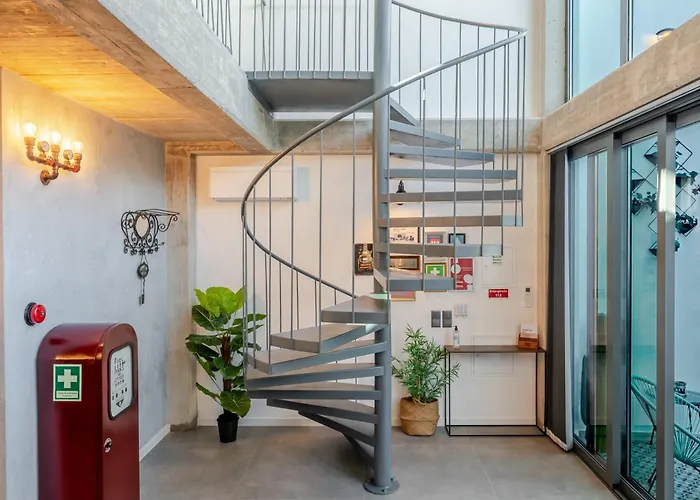 The Warehouse - Industrial Loft 度假居