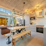 Vakantiehuis The Warehouse - Industrial Loft *