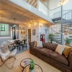 The Warehouse - Industrial Loft