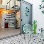 Vakantiehuis The Warehouse - Industrial Loft *