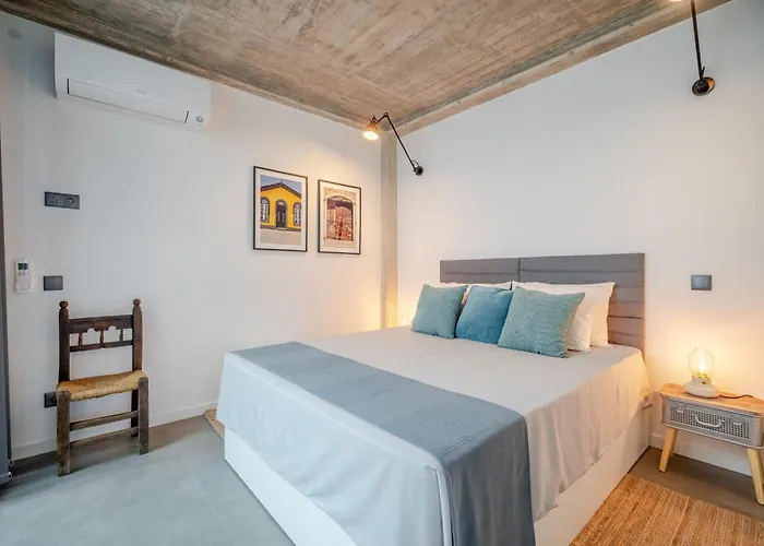 The Warehouse - Industrial Loft