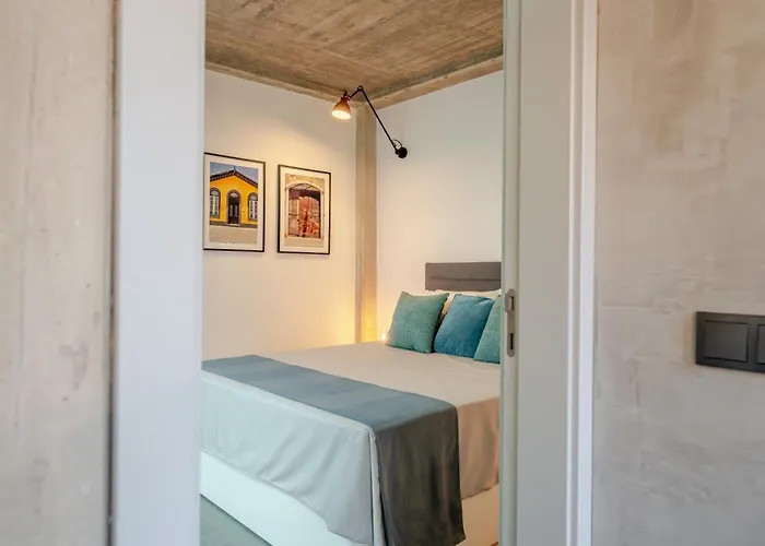 The Warehouse - Industrial Loft