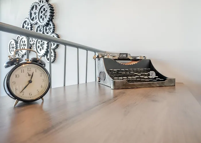 The Warehouse - Industrial Loft * Distrikt Faro