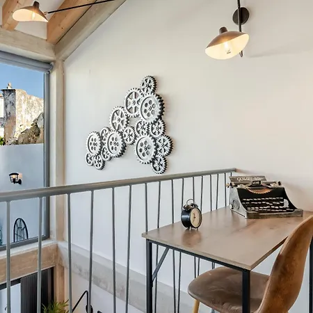 The Warehouse - Industrial Loft بيت للعطل